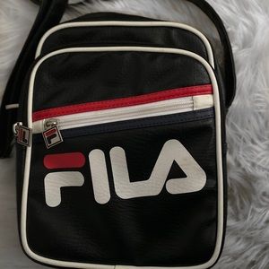 *FILA shoulder bag *